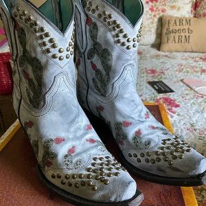 Corral bootie